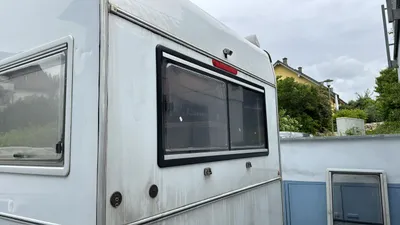 Neues Heckfenster · Einbau